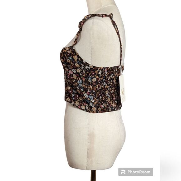 Supernatural by Secret Mission Black Floral Crop Top NWT - Picture 4 of 7